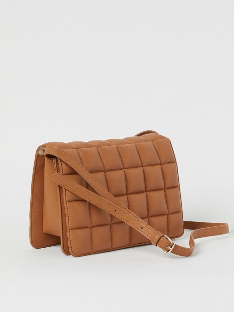 

H&M Women Beige Solid Quilted Shoulder Bag