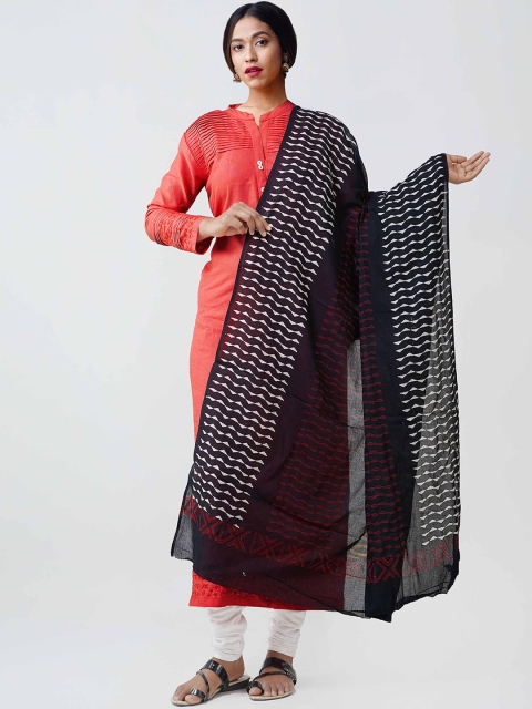 

Unnati Silks Black & White Printed Pure Rajasthani Cotton Sustainable Dupatta