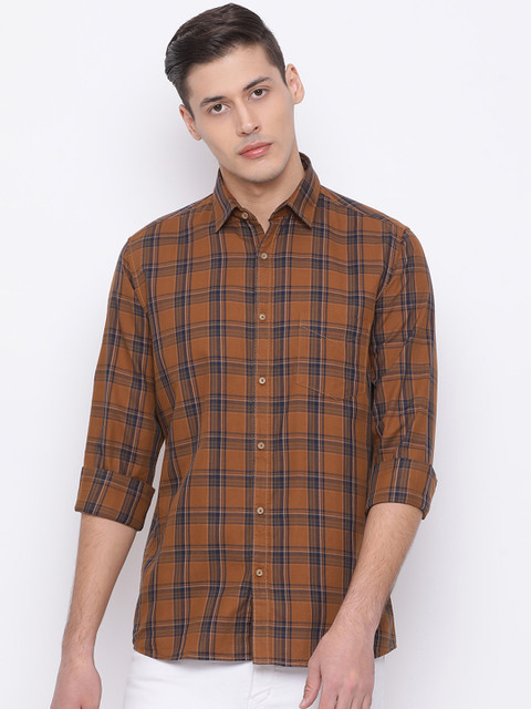 

Richlook Men Tan Brown & Navy Blue Slim Fit Checked Casual Shirt