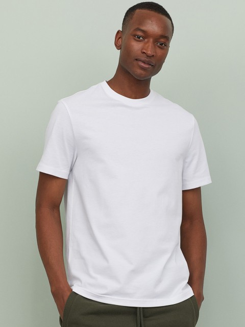

H&M Men White Solid V-Neck COOLMAX T-Shirt