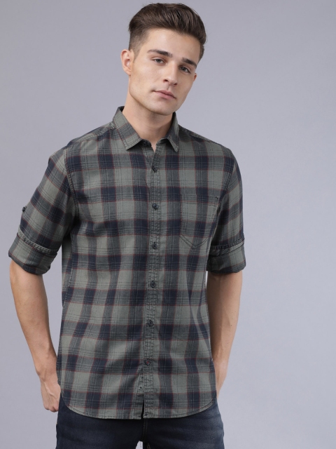

Ecko Unltd Men Grey & Navy Blue Slim Fit Checked Casual Shirt