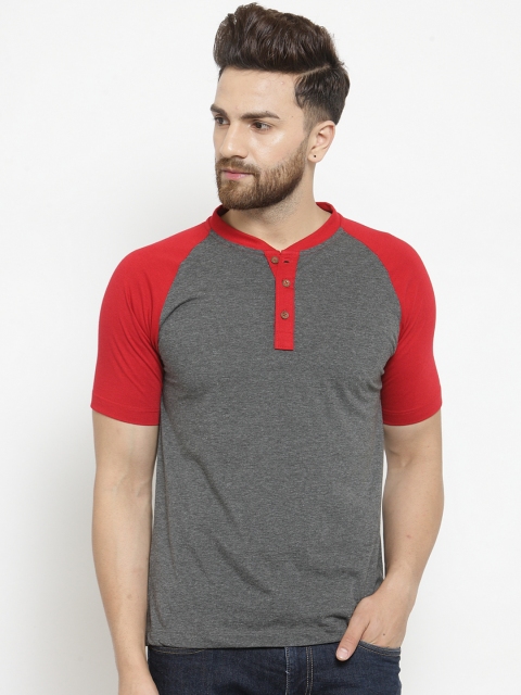 

Kalt Men Grey & Red Colourblocked Henley Neck T-shirt