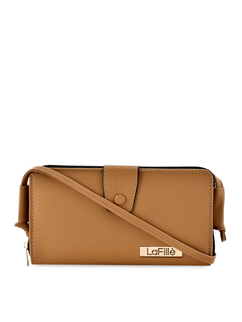 

LaFille Beige Solid Clutch