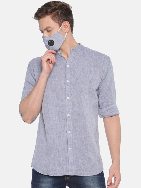

Balista Men Grey Standard Slim Fit Solid Casual Shirt