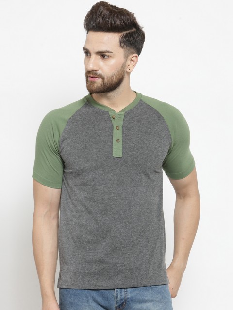

Kalt Men Grey & Olive Green Colourblocked Henley Neck T-shirt