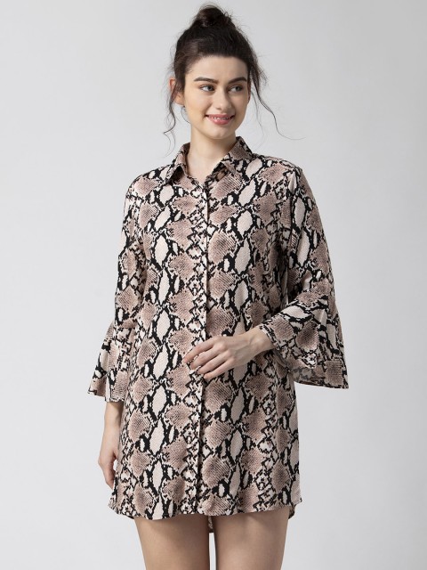 

ADORENITE Women Beige & Black Snakeskin Print Sleep Shirt