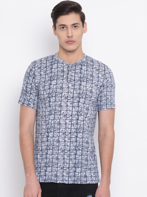 

REALM Men Blue Printed Henley Neck T-shirt