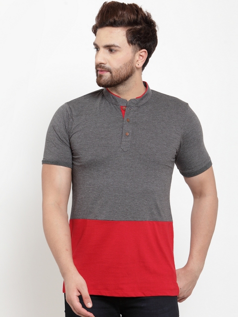 

Kalt Men Red Colourblocked Mandarin Collar T-shirt