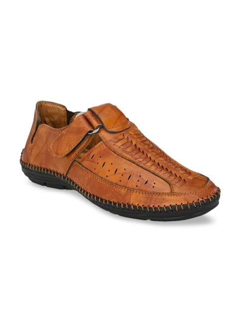 

Walkstyle By El Paso Men Tan Brown Solid Shoe-Style Sandals