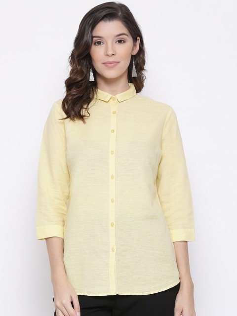 

Crimsoune Club Women Yellow Slim Fit Solid Casual Shirt