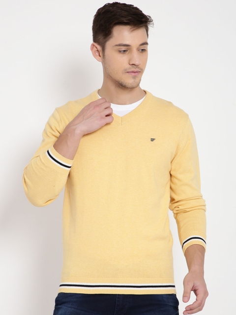 

t-base Men Yellow Solid Pullover Sweater