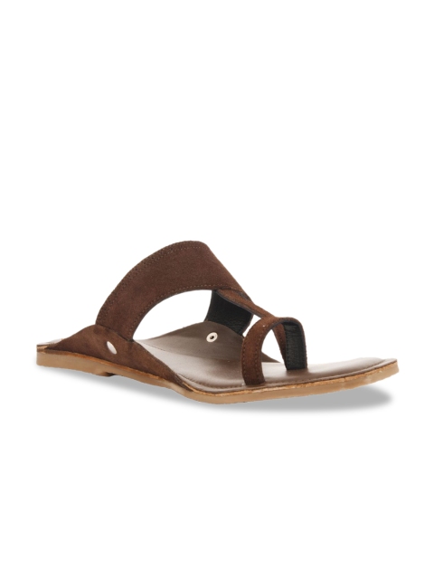 

SKO Men Brown Solid Leather Kolhapuris Sandals