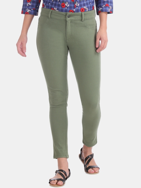 

Sugr Women Olive Green Solid Jeggings