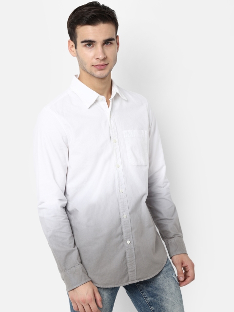 

AMERICAN EAGLE OUTFITTERS Men White & Grey Regular Fit Colourblocked Casual Shirt