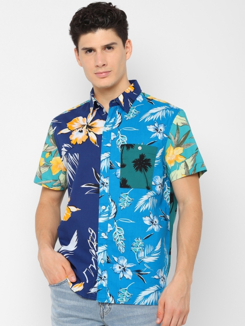 

AMERICAN EAGLE OUTFITTERS Men Blue & Green Regular Fit Printed Casual Shirt