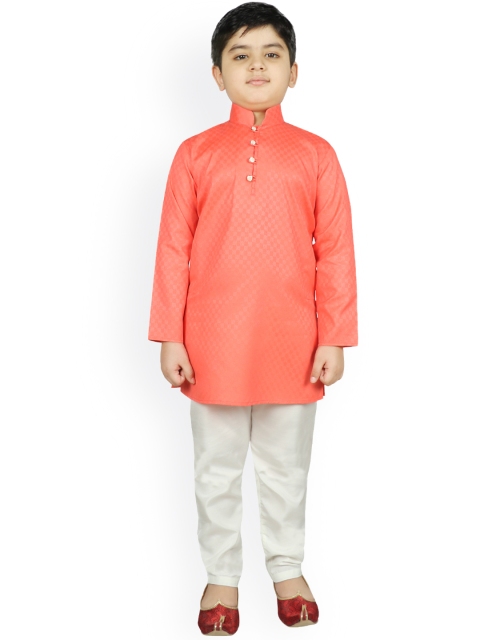 

SG YUVRAJ Boys Peach-Coloured & Off-White Self Design Kurta with Pyjamas