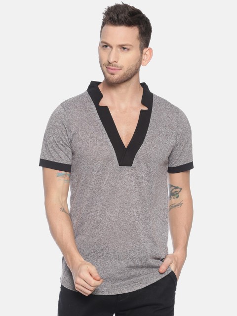

KULTPRIT Men Brown Solid Mandarin Collar T-shirt