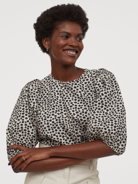 

H&M Women Off-White & Black Printed Puff-Sleeved Blouse