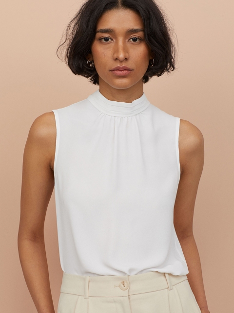 

H&M White Sleeveless blouse