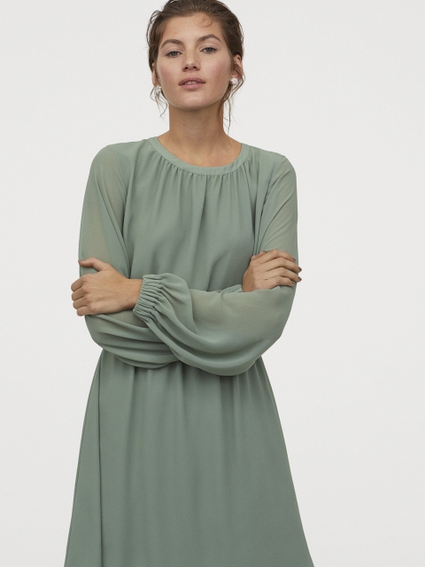

H&M Women Green Solid Chiffon Dress