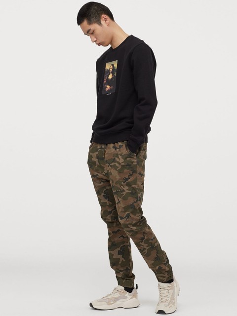 

H&M Men Green & Brown Camouflage Cotton Twill Joggers