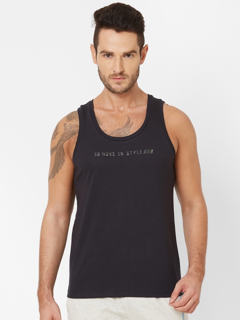 

Sweet Dreams Men Navy Blue Solid Round Neck T-shirt