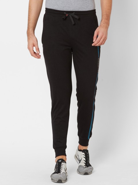 

Sweet Dreams Men Black Solid Slim Fit Track Pants