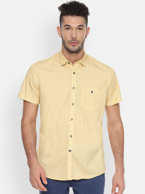 

Louis Philippe Sport Men Yellow & Blue Slim Fit Printed Casual Shirt