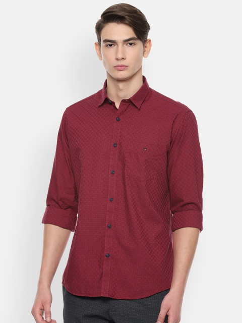 

Louis Philippe Sport Men Maroon Slim Fit Printed Casual Shirt