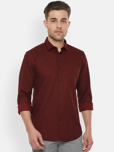 

Louis Philippe Sport Men Maroon Slim Fit Self Design Casual Shirt