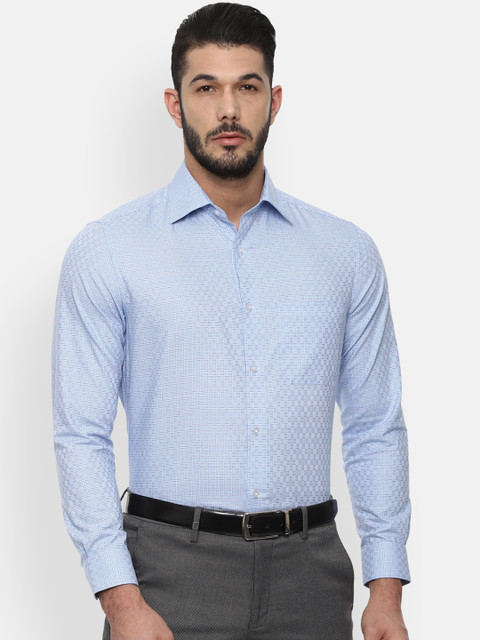 

Louis Philippe Men Blue & White Regular Fit Checked Formal Shirt