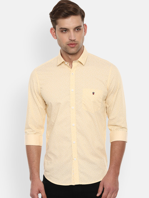 

Louis Philippe Sport Men Yellow Slim Fit Printed Casual Shirt