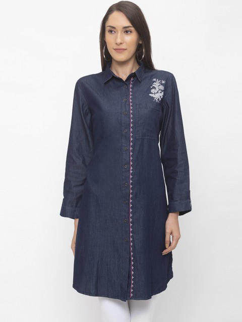

Globus Women Navy Blue Woven Design Straight Kurta