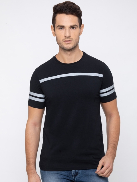 

Globus Men Black Striped Round Neck T-shirt
