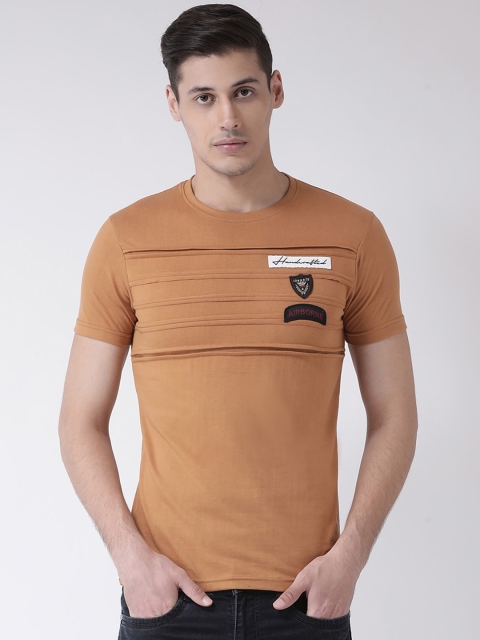 

COBB Men Brown Solid Round Neck T-shirt