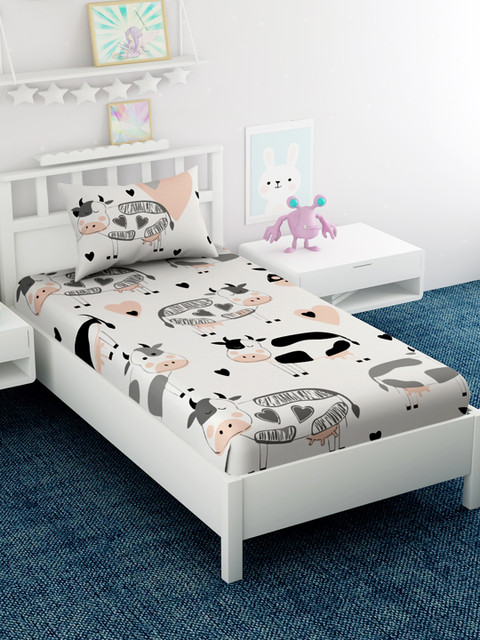 

EverHOME White Cartoon Characters 210 TC Cotton 1 Single Bedsheet with 1 Pillow Covers