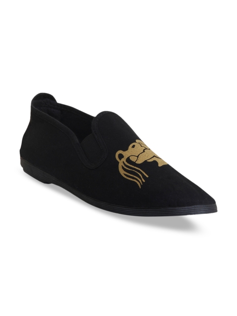 

SCENTRA Unisex Black Slip-On Sneakers