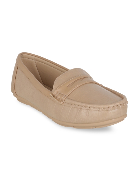 

Flat n Heels Women Beige Solid Loafers