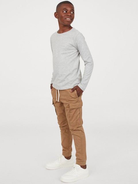 

H&M Boys Biege Solid Cargo Trousers, Beige