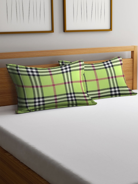 

KLOTTHE Set Of 2 Green & Black Geometric Printed Pillow Covers