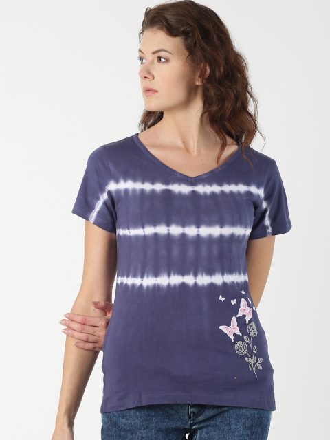 

Blue Saint Women Navy Blue & White Dyed V-Neck T-shirt