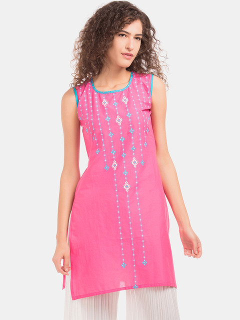 

Karigari Women Pink Floral Printed Straight Kurta