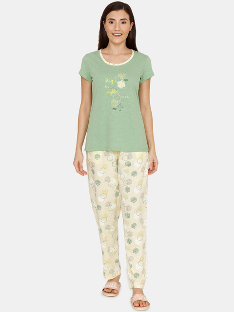 

Zivame Women Green & Beige Geometric Print Pyjamas Set