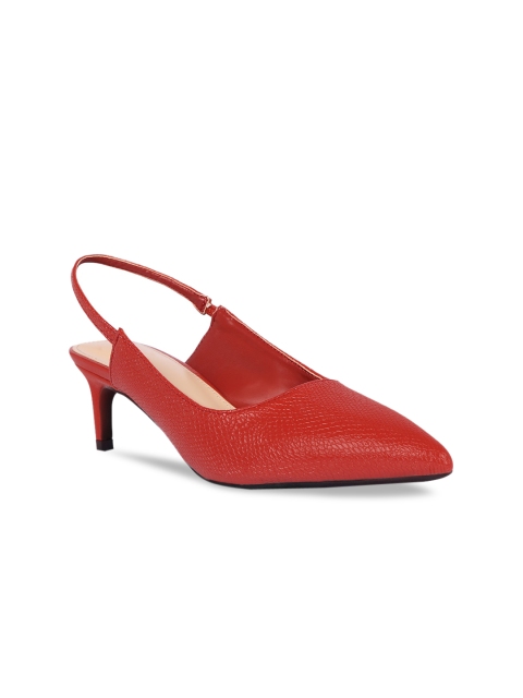 

Sole To Soul Women Red Textured Pumps