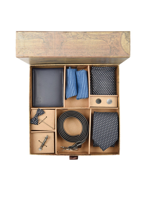 

Blacksmith Men Navy Blue & White Accessory Gift Set