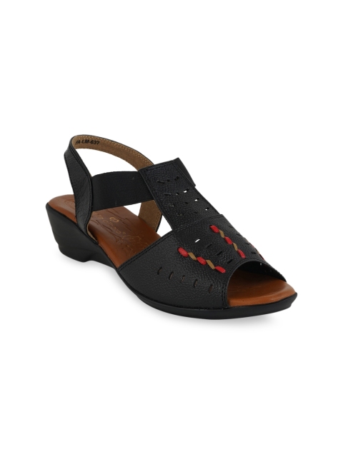 

pelle albero Women Black Solid Leather Heels