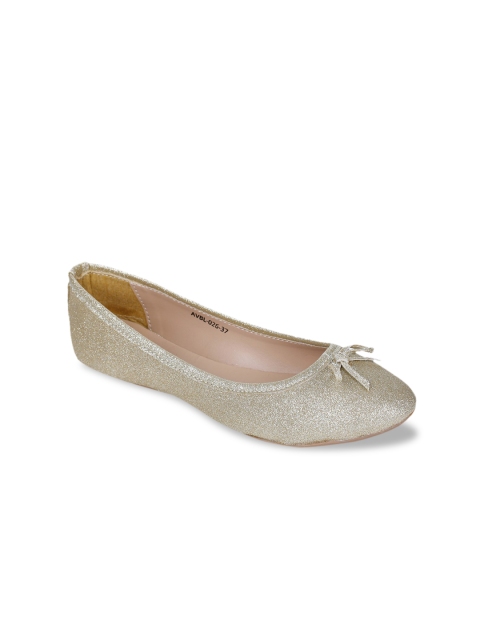 

Bruno Manetti Women Gold-Toned Solid Ballerinas