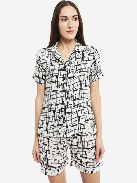 

Smarty Pants Women White & Black Printed Night suit