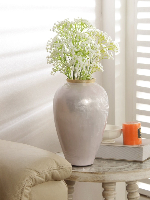 

HomeTown Silver-Toned & Gold-Toned Groot Bamboo Vase, Cream