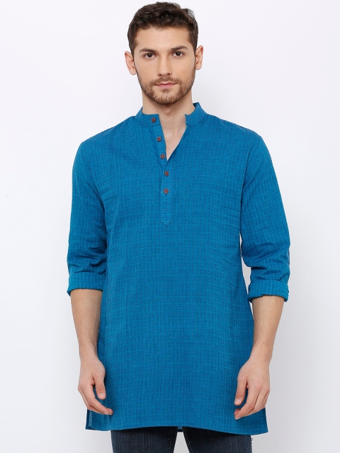 

SALWAR STUDIO Men Blue Printed Straight Handloom Kurta